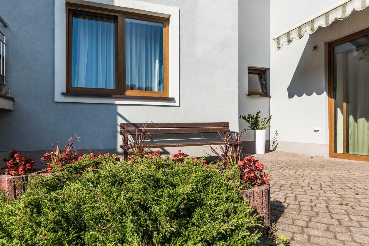 Bed & Breakfast Gosciniec Witomino 2*